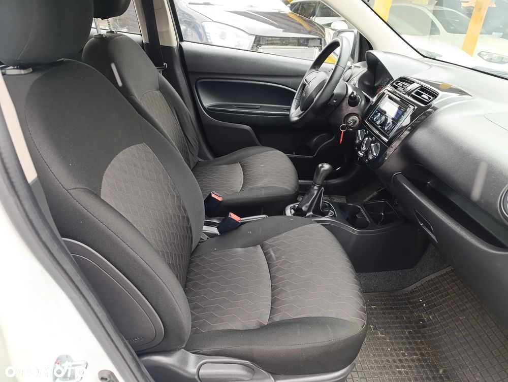 Mitsubishi Space Star 1.2 Inform - 12