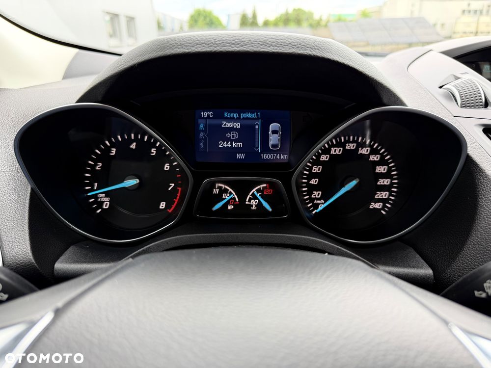 Ford Kuga 1.5 EcoBoost 2x4 Titanium - 18