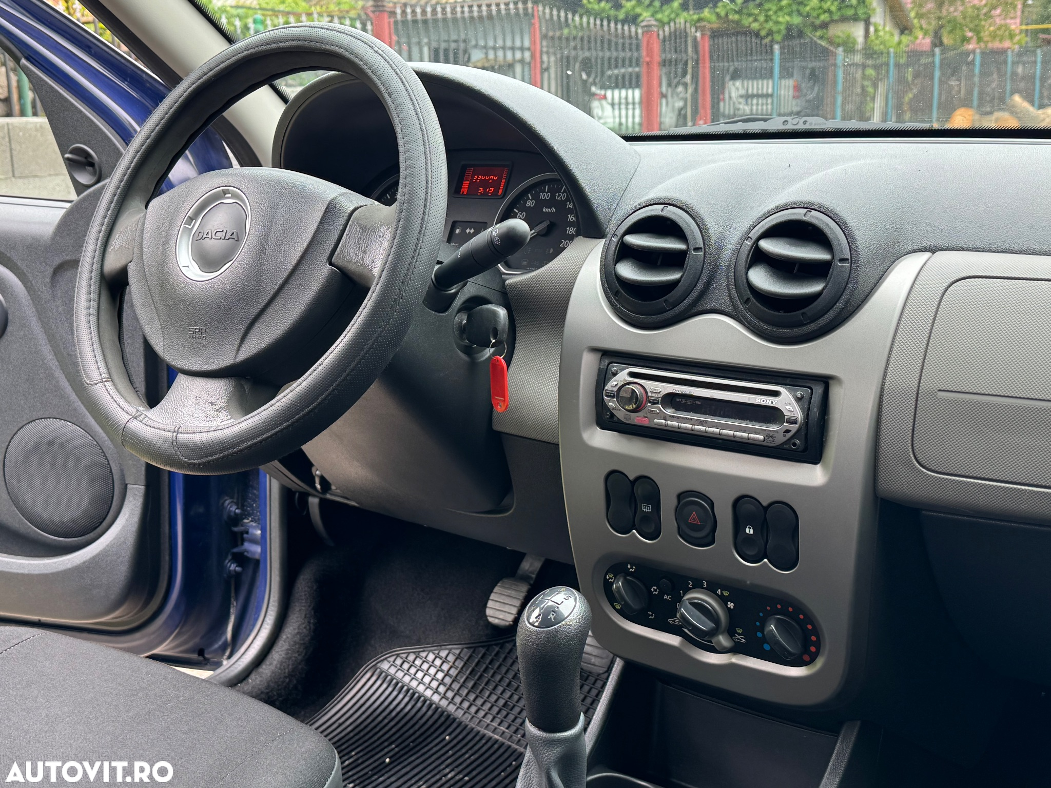 Dacia Sandero 1.4 MPI Ambiance - 17