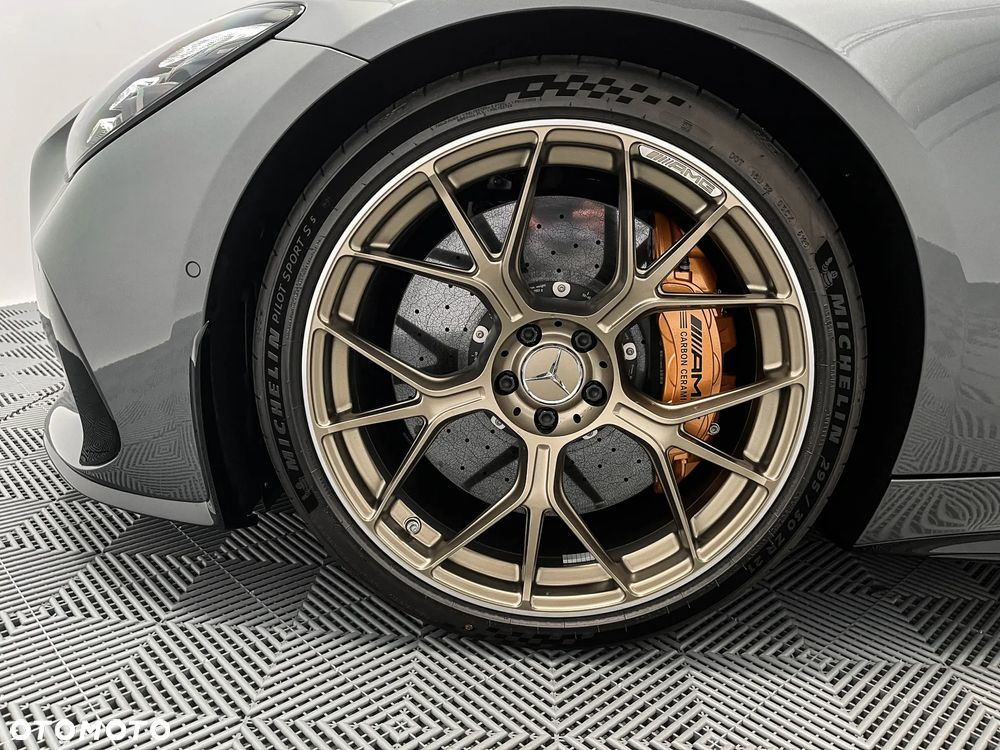 Mercedes-Benz AMG GT 63 4Matic+ - 10