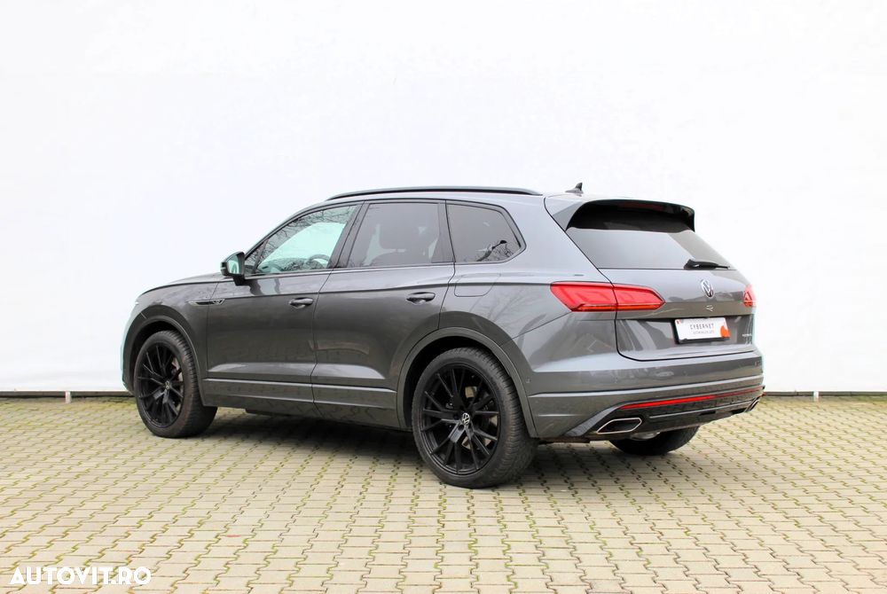 Volkswagen Touareg 3.0 V6 e-Hybrid 4Motion Aut. R - 3