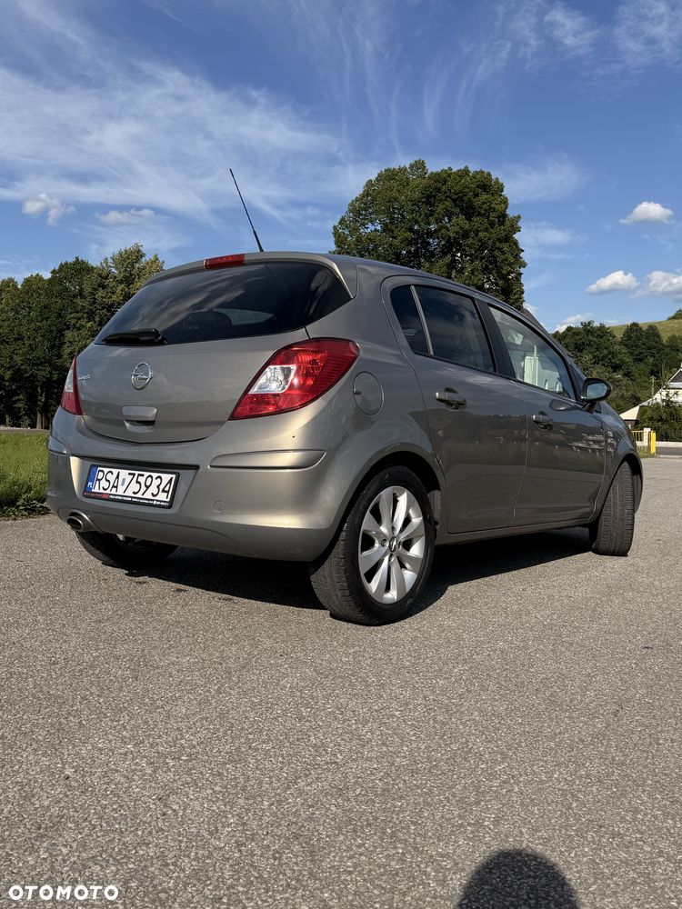 Opel Corsa - 2