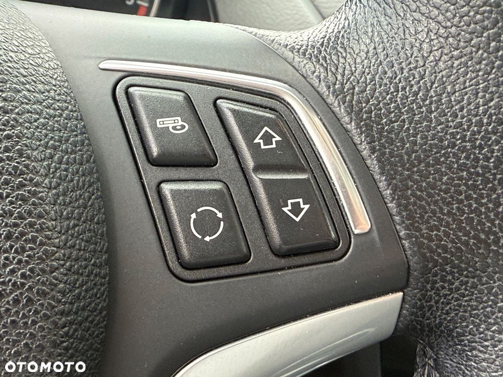 BMW X1 sDrive18d - 17