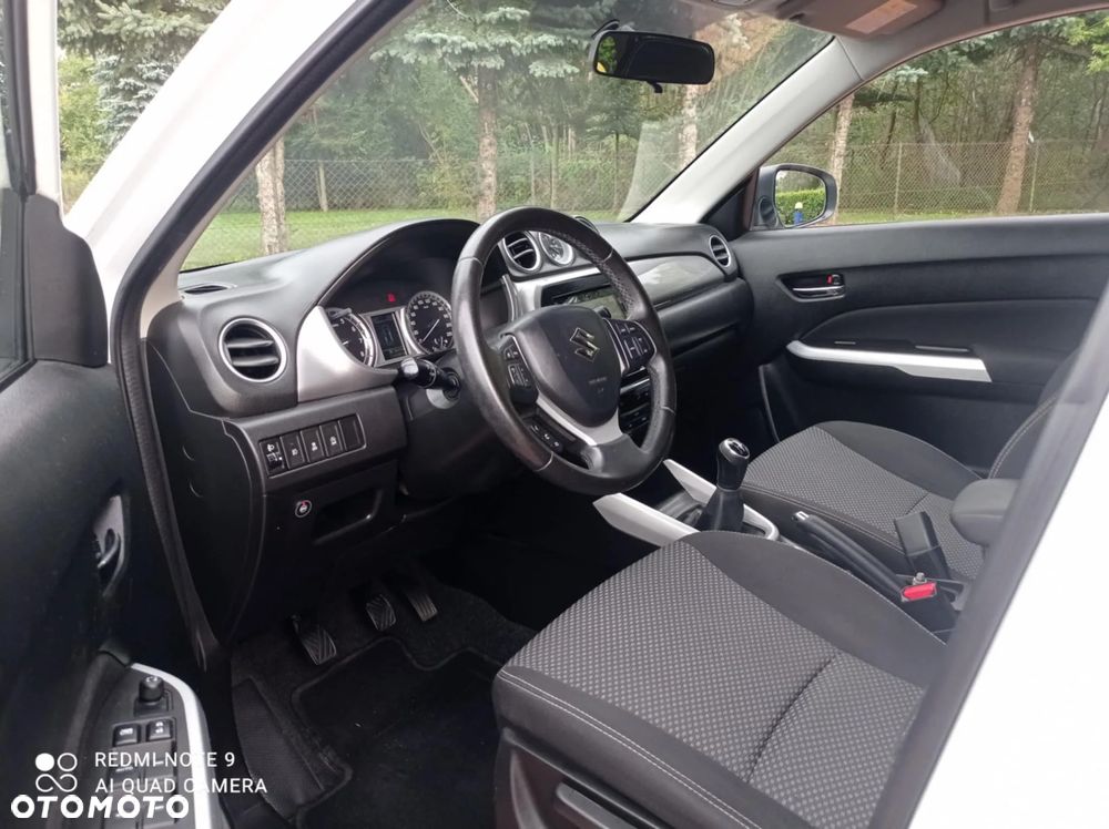 Suzuki Vitara 1.6 (4x2) Comfort+ - 8