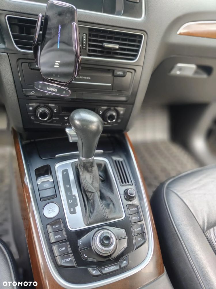 Audi Q5 3.2 FSI Quattro S tronic - 19