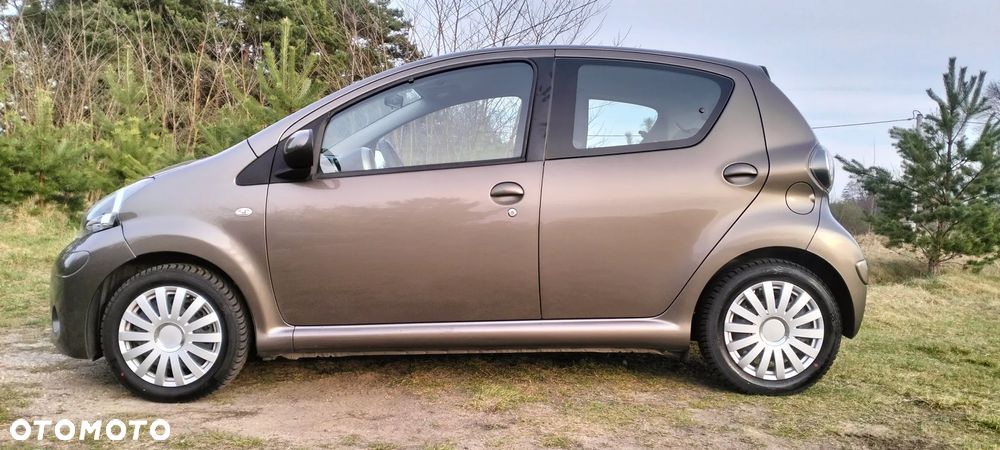 Toyota Aygo x-pose - 25