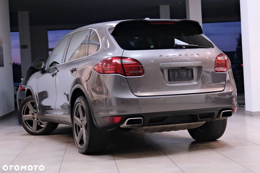 Porsche Cayenne S Tiptronic S - 16