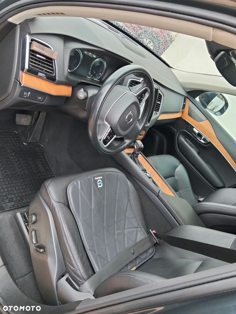 Volvo XC 90 T6 GPF AWD Momentum 7os - 13