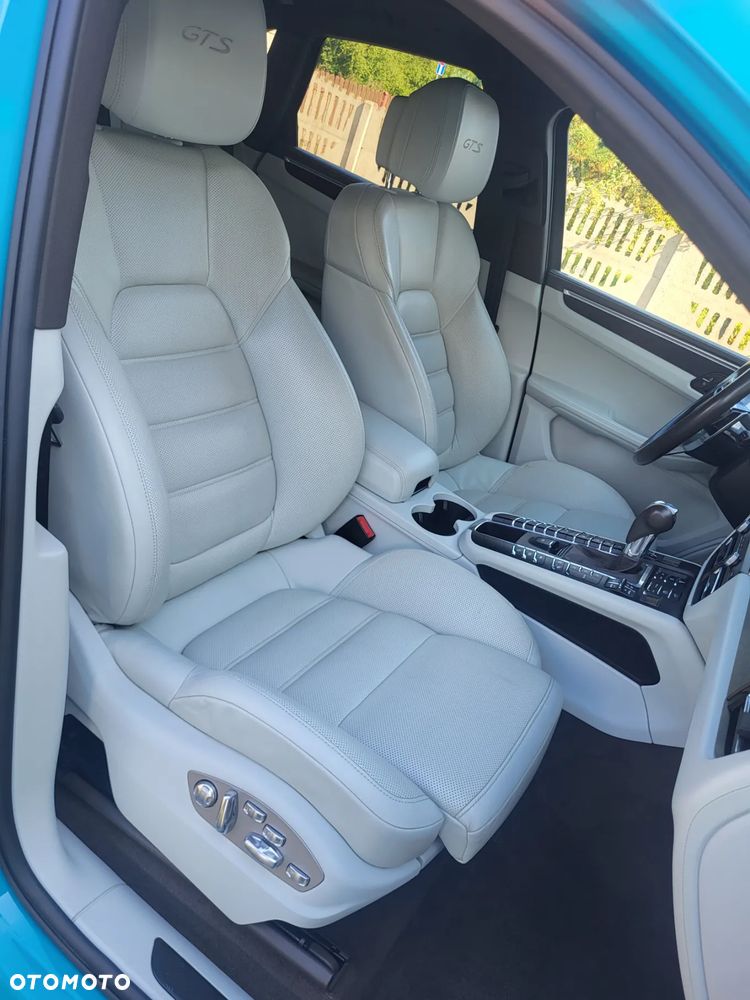 Porsche Macan GTS - 11