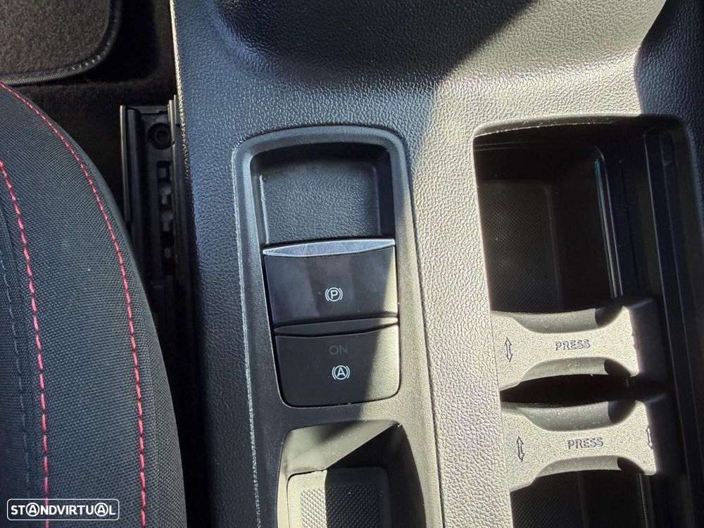 Ford Focus SW 1.0 EcoBoost MHEV ST-Line - 23