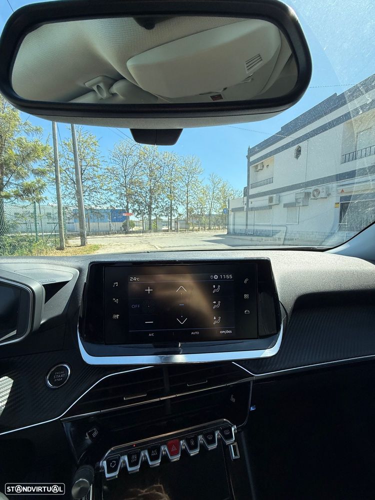 Peugeot 2008 PureTech 130 EAT8 Allure - 9