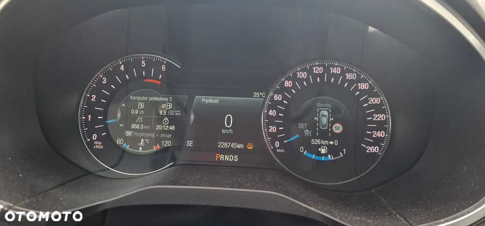 Ford S-Max 2.0 TDCi 4WD Titanium PowerShift - 24
