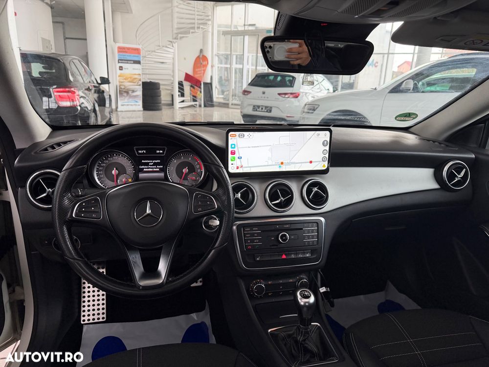 Mercedes-Benz CLA - 8