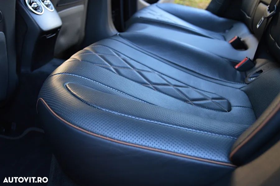 Mercedes-Benz CLS 450 4MATIC Aut - 30