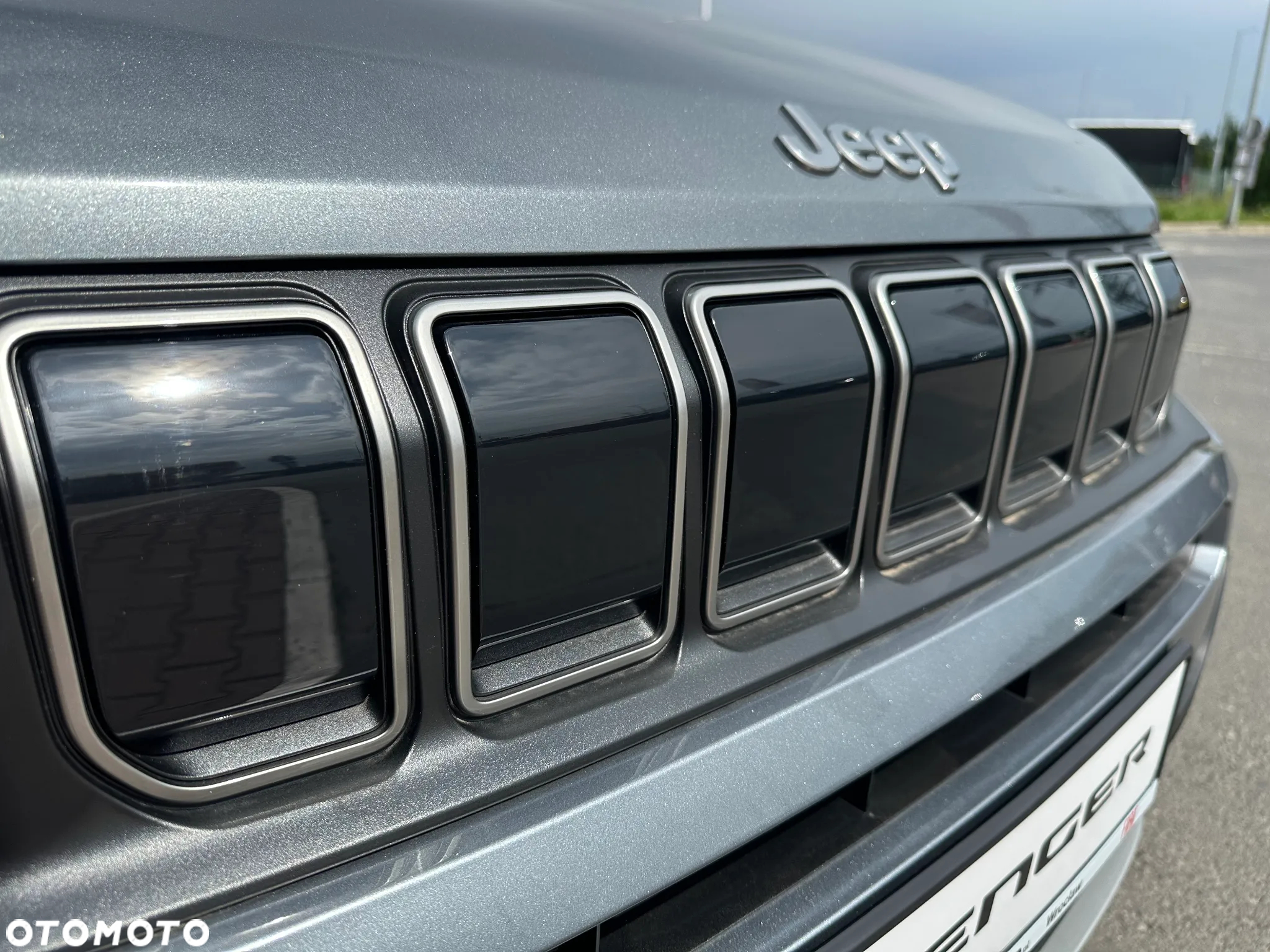Jeep Avenger 1.2 T3 mHEV Altitude FWD eDCT6 - 8