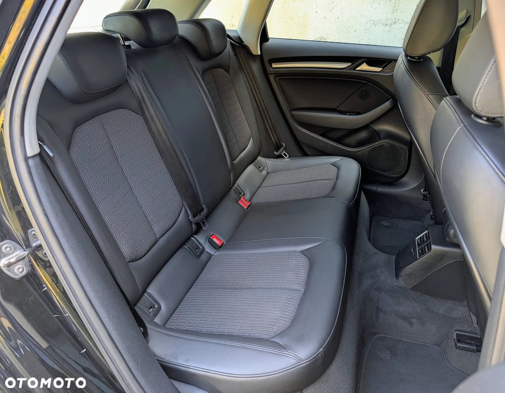 Audi A3 Sportback 1.4 TFSI e-tron Ambition - 22