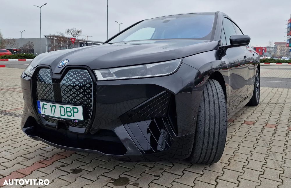 BMW iX xDrive50 - 2