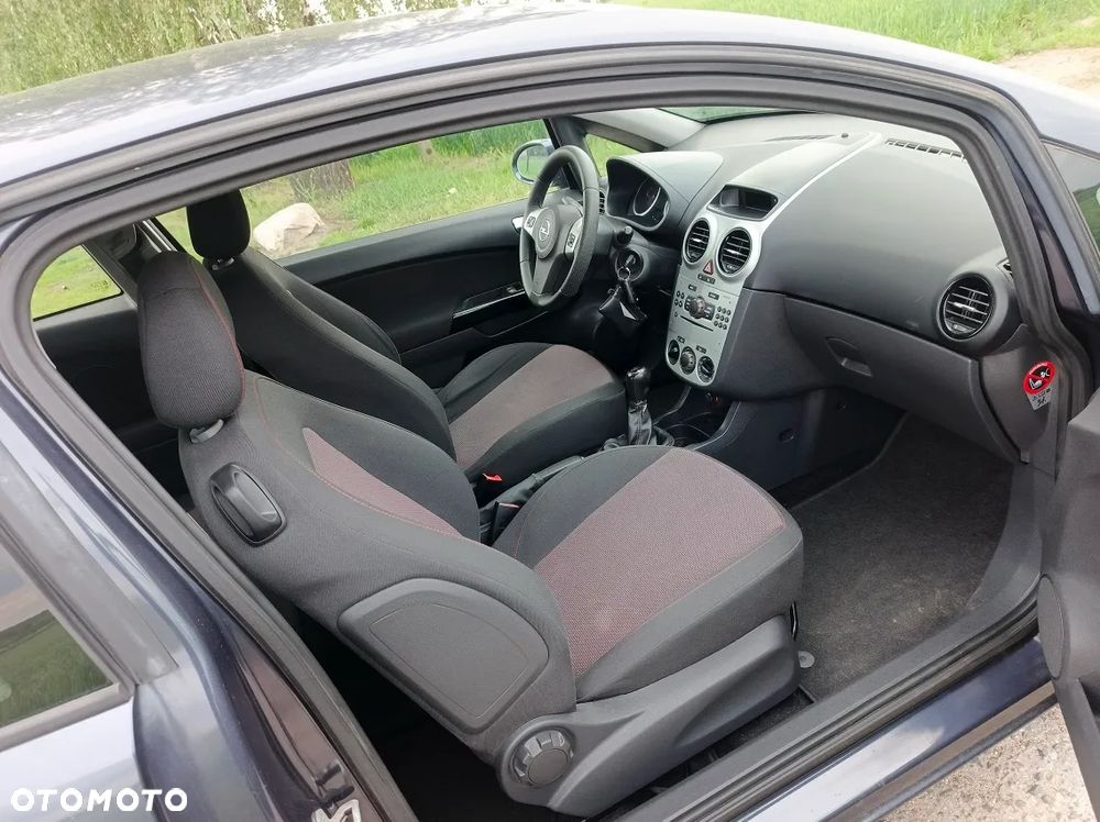 Opel Corsa 1.4 16V Enjoy - 13