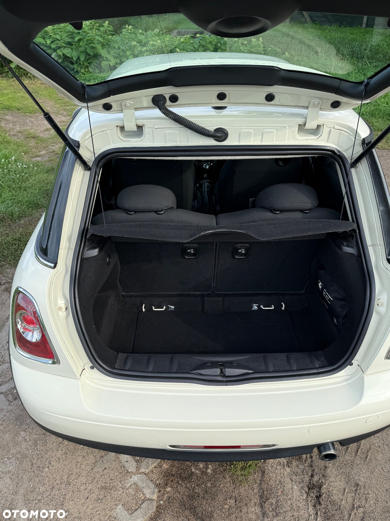 MINI ONE Standard - 8