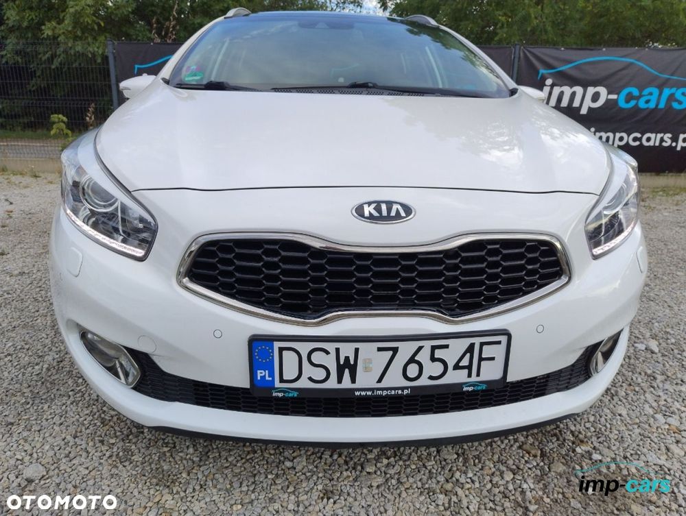 Kia Ceed - 21