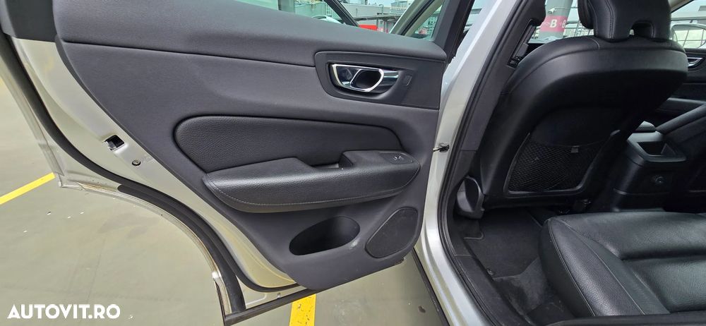 Volvo XC 60 - 12