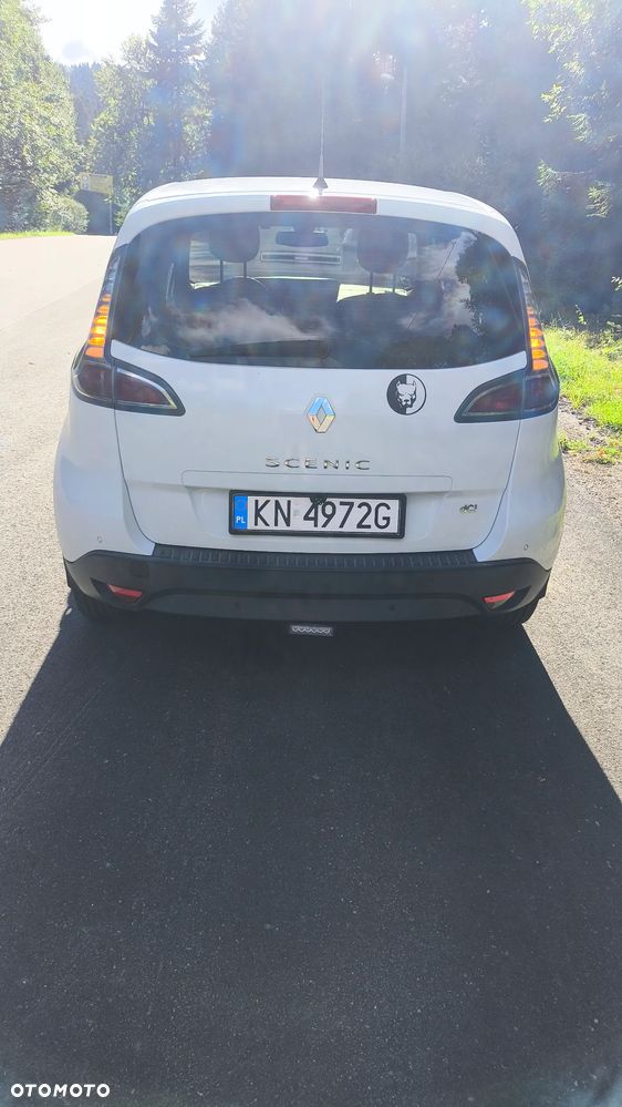 Renault Scenic 1.5 dCi Life - 18