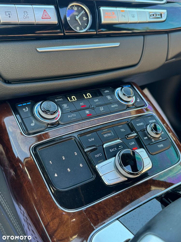 Audi A8 4.0 TFSI L Quattro - 23