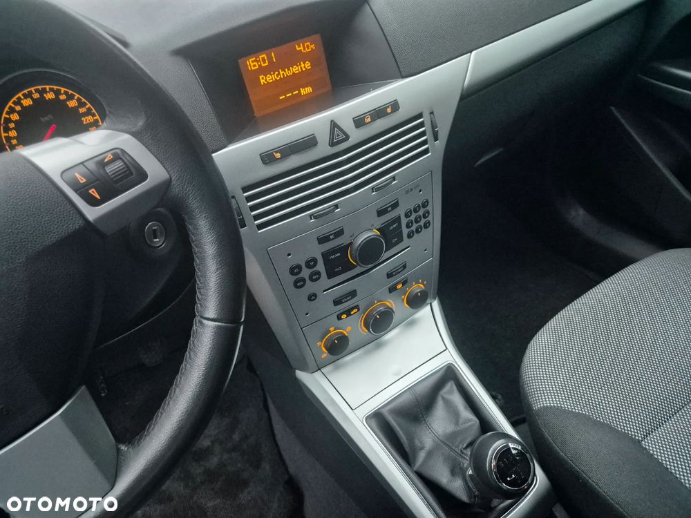 Opel Astra 1.6 Active - 12