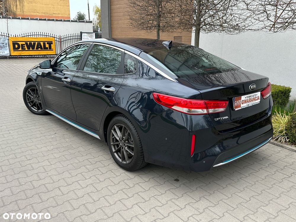Kia Optima Sportagon 2.0 GDI Attract - 12