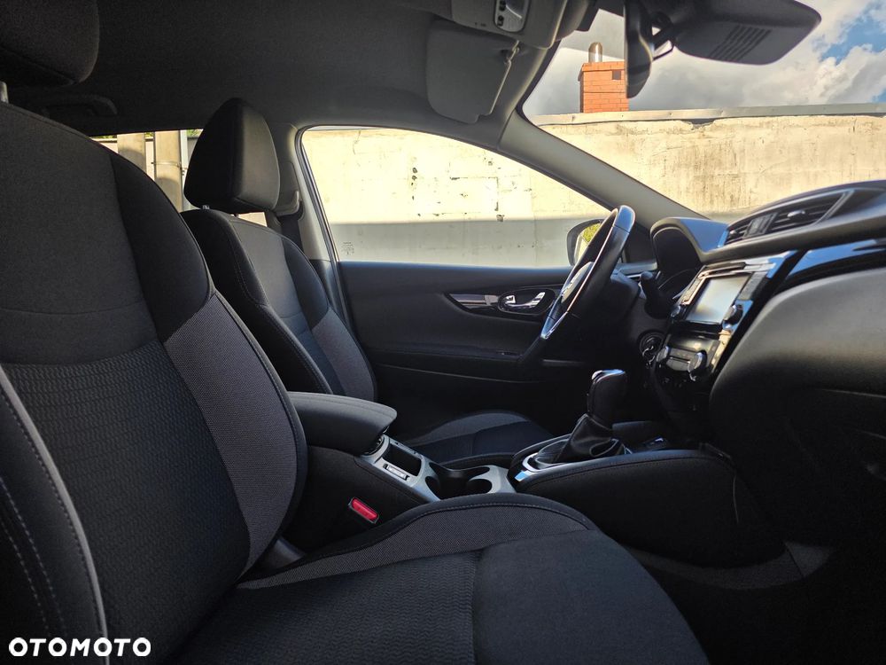 Nissan Qashqai 1.2 DIG-T N-Tec Xtronic EU6 - 29