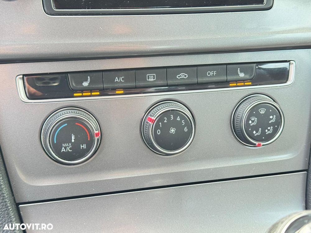 Volkswagen Golf 1.2 TSI Comfortline - 11