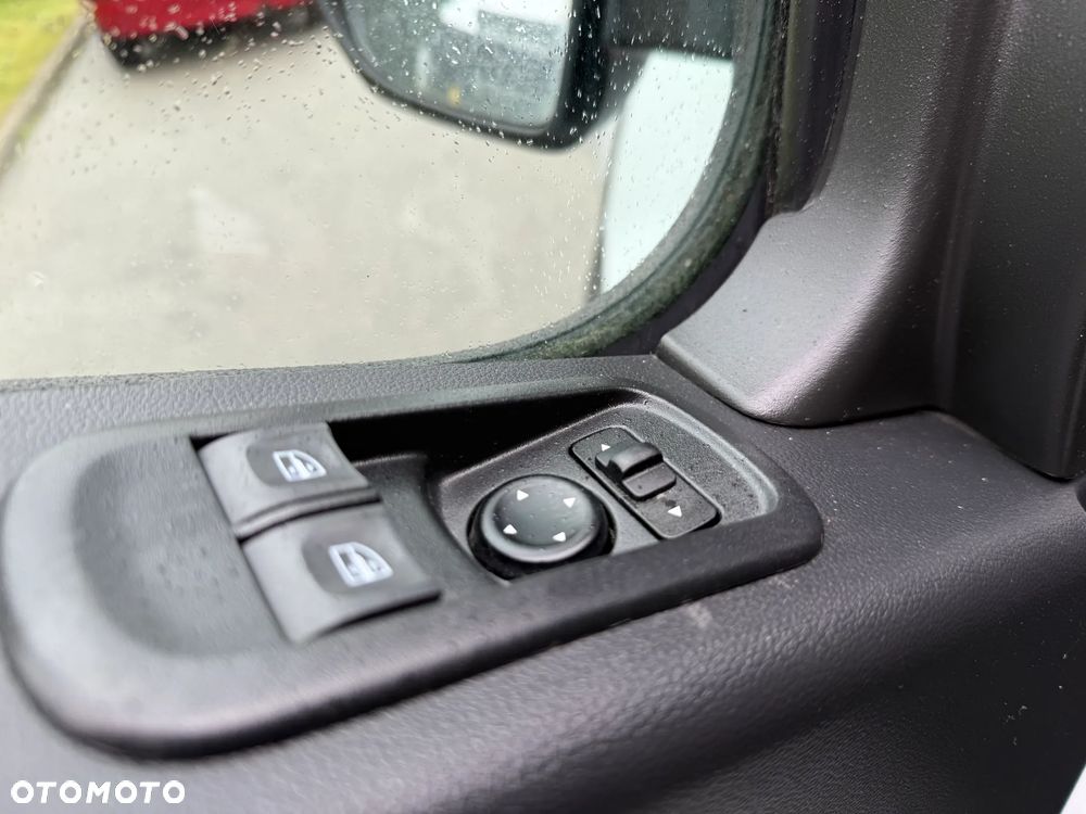 Renault Master - 15