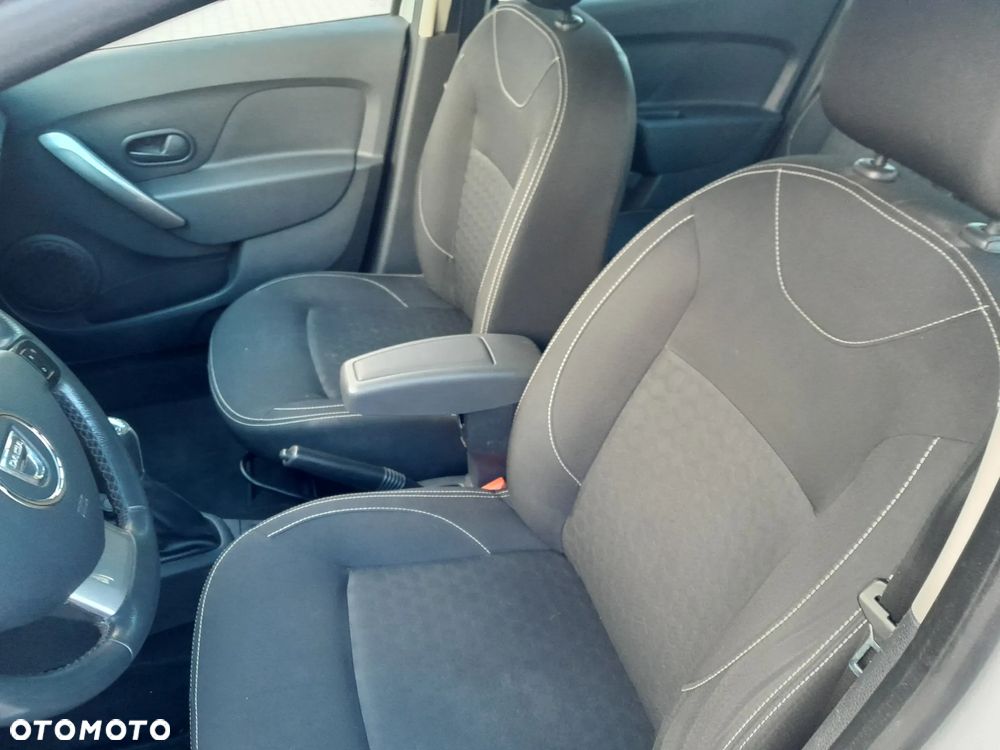 Dacia Logan TCe 90 Prestige - 11