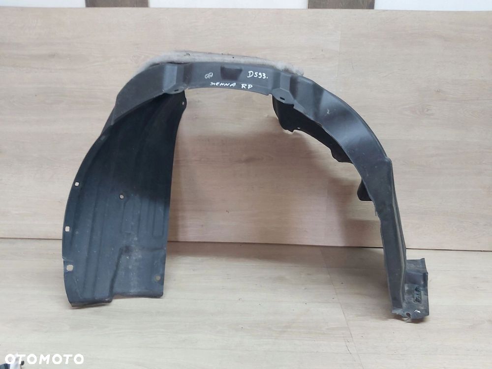 TOYOTA Sienna nadkole prawy przód 53875-08020 - 1