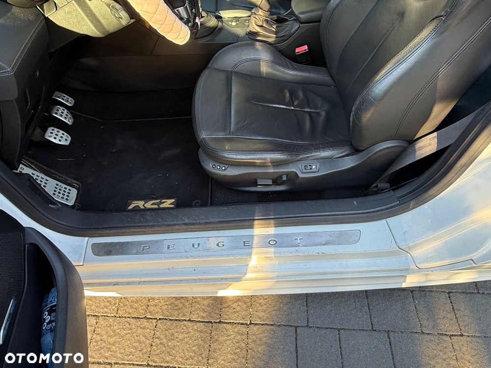 Peugeot RCZ 1.6 THP - 14
