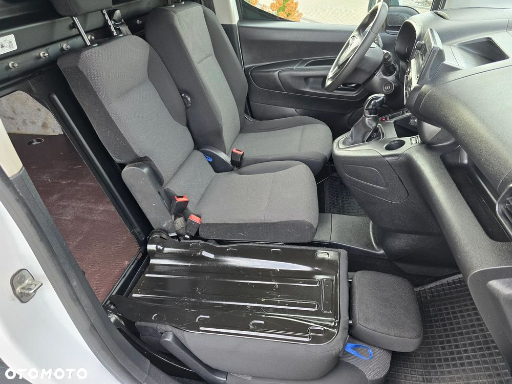Opel Combo - 17