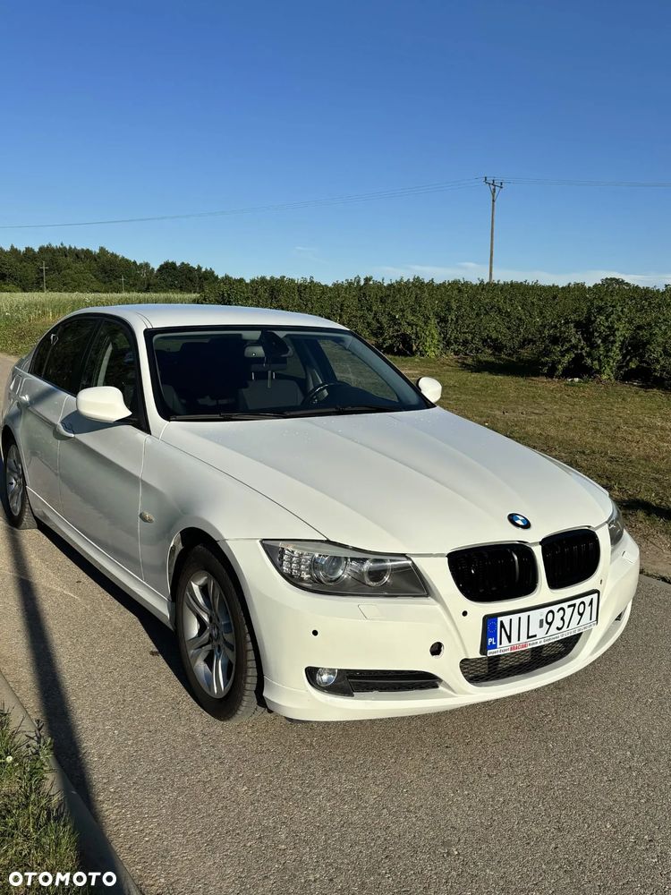BMW Seria 3 318i - 8