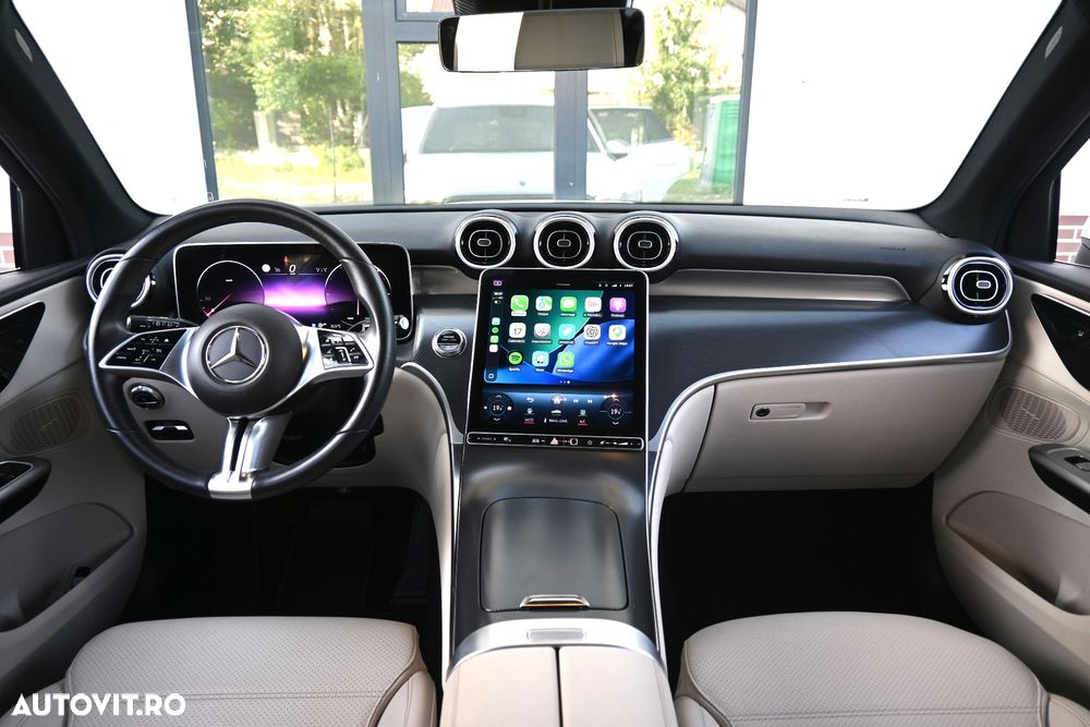 Mercedes-Benz GLC 200 4Matic 9G-TRONIC Edition Avantgarde - 28