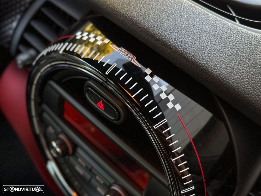 MINI 3 Portas John Cooper Works Auto Desportiva - 37