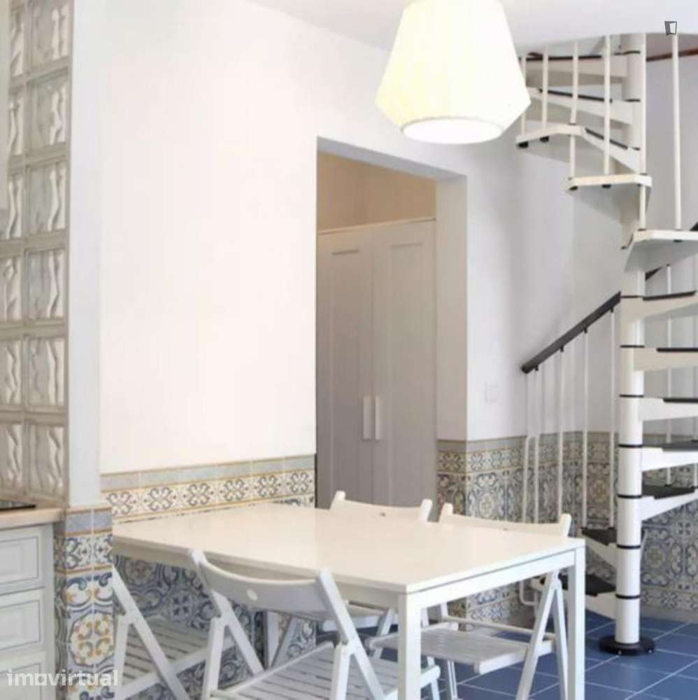 Quarto - localizado em Alcântara Lisbon - Grande imagem: 3/8