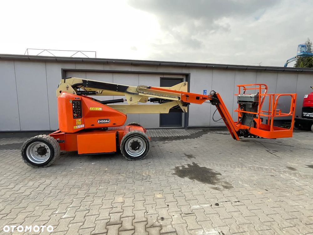 JLG e450AJ - 9