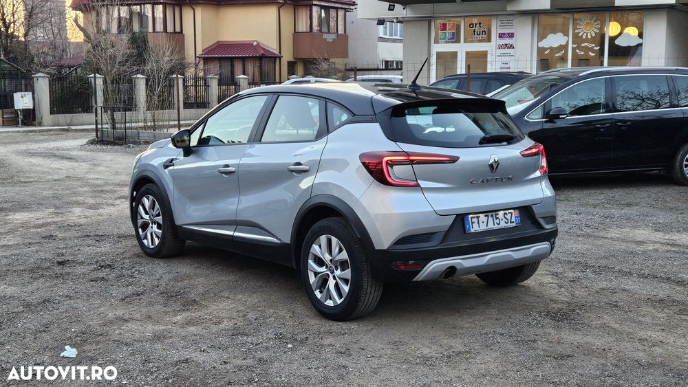 Renault Captur - 4