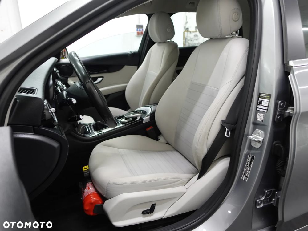 Mercedes-Benz Klasa C 180 (BlueTEC) d T - 23