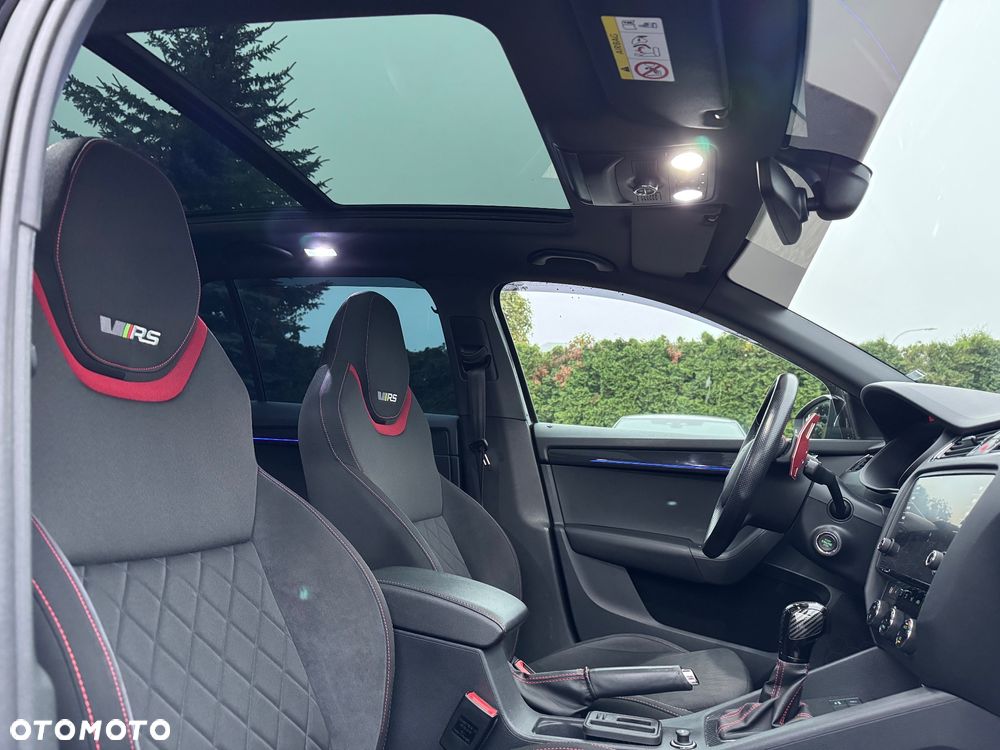 Skoda Octavia Combi 2.0 TSI DSG RS First Edition - 13