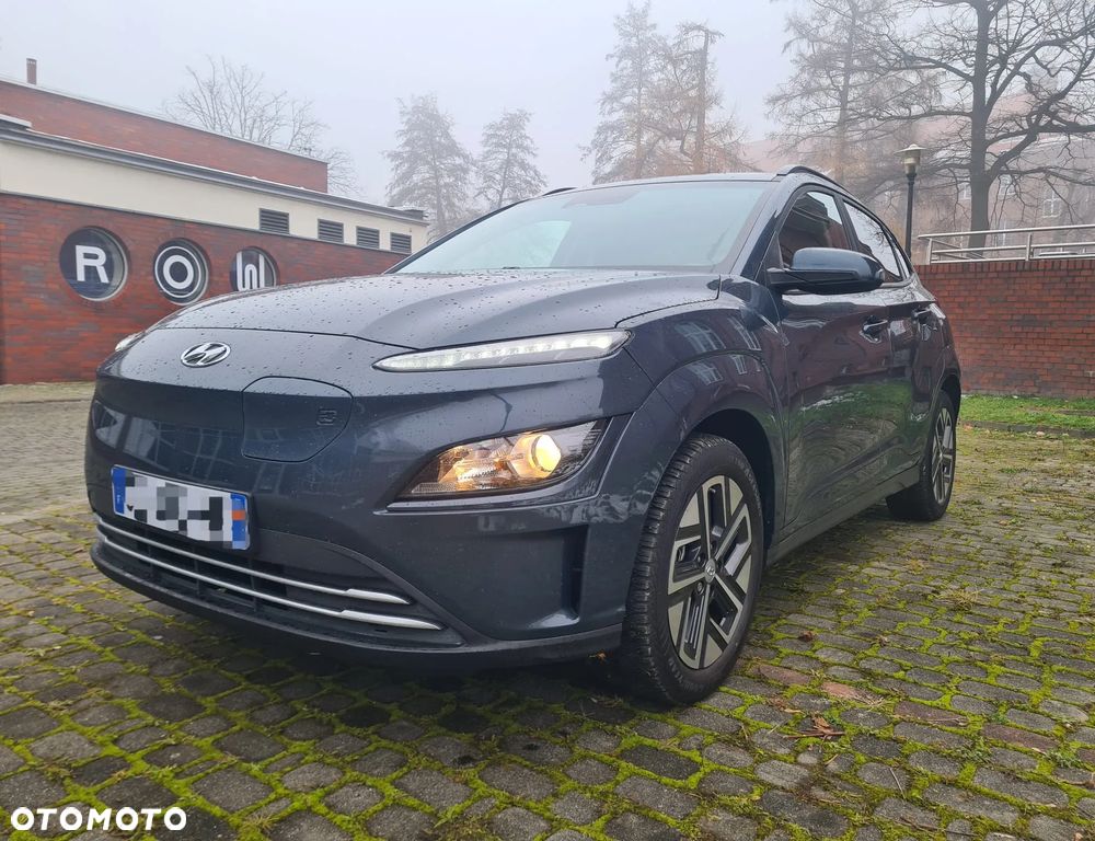Hyundai Kona 39kWh Executive - 12
