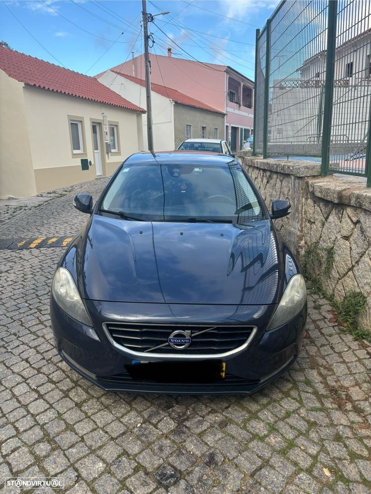 Volvo V40 1.6 D2 Momentum - 3