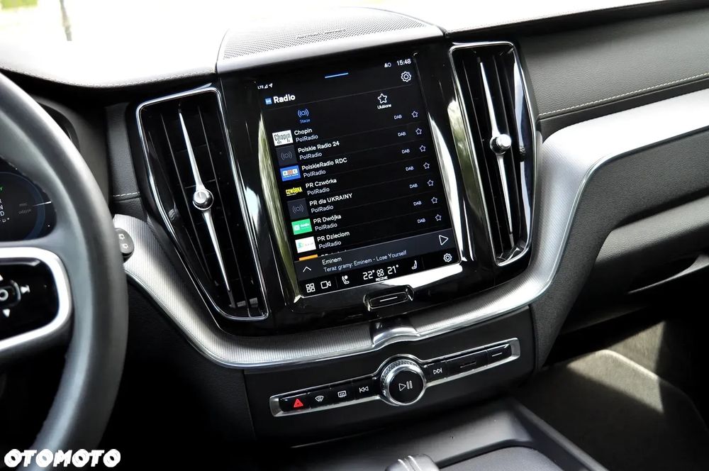 Volvo XC 60 T6 AWD Recharge Geartronic RDesign - 32