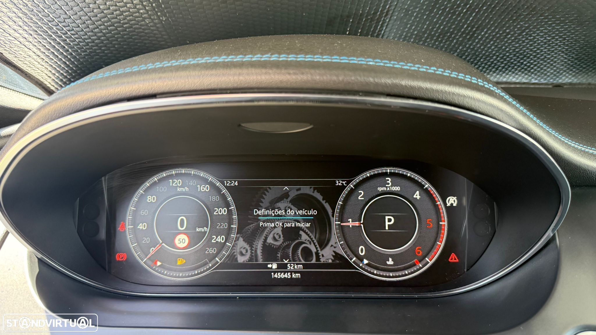 Jaguar E-Pace 2.0 i4D R-Dynamic AWD Aut. - 33