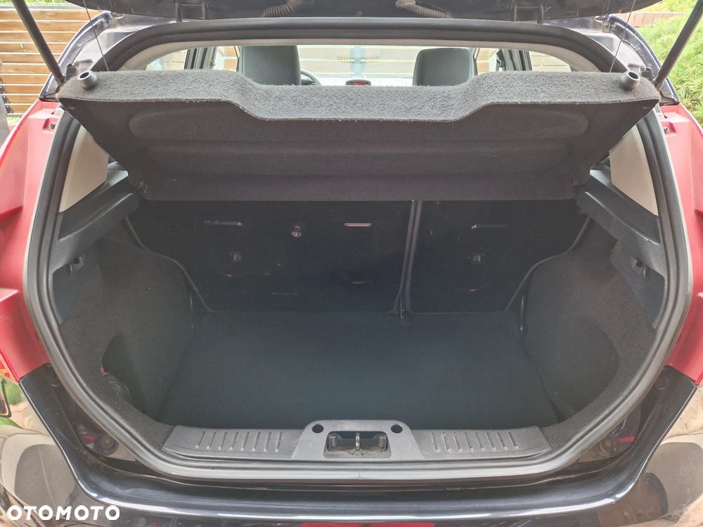 Ford Fiesta 1.25 Trend EU5 - 11