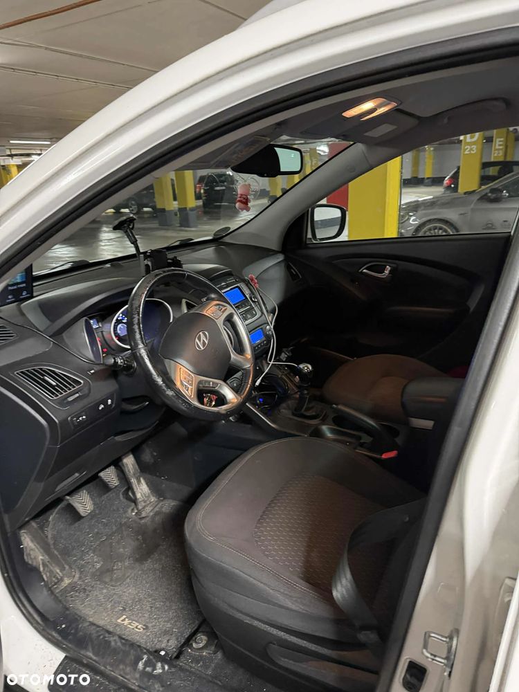 Hyundai ix35 1.7 CRDi Premium 2WD - 6